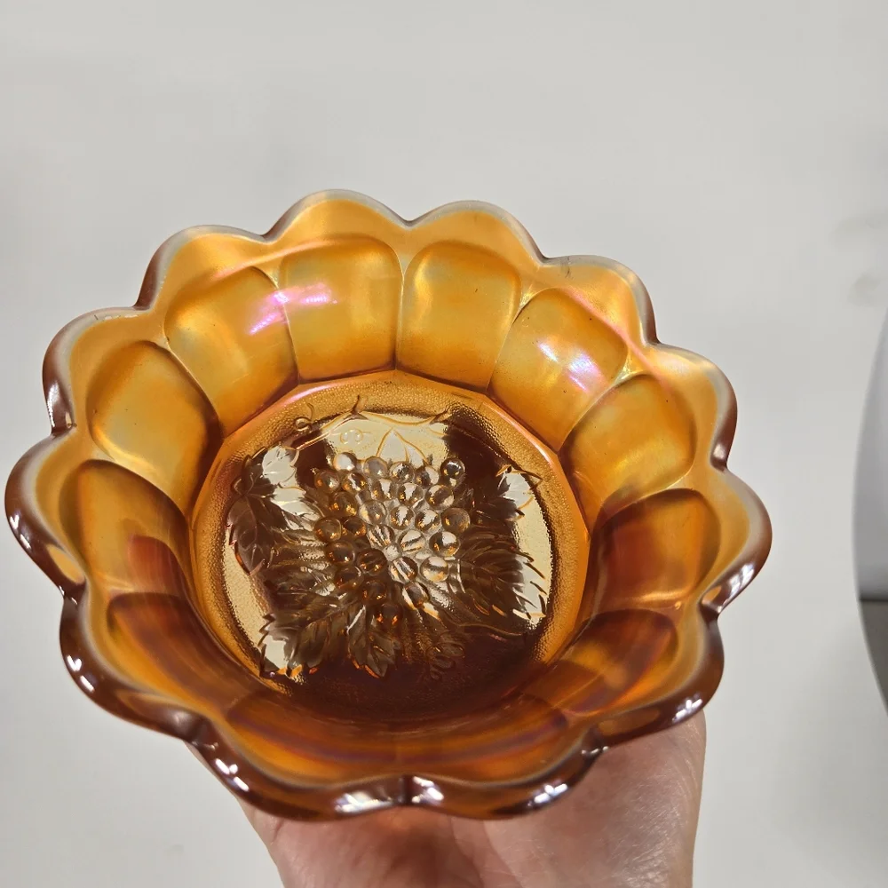 Antique Imperial Heavy Grape Marigold Carnival Glass Bowl Antique Catchall Dish‎